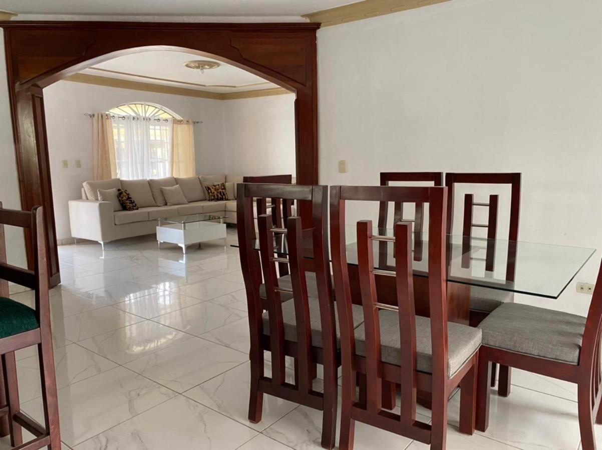 Ideal Family Place Jarabacoa. Zewnętrze zdjęcie